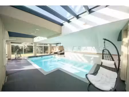 villa de luxe à vendre à bodilis