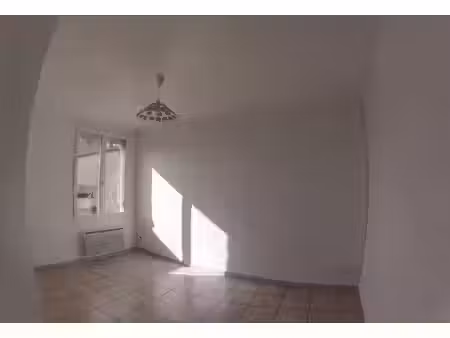 location maison 2 pièces à blaye (33390)  493 €