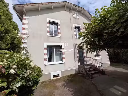 vente maison 7 pièces 179 m² à rochechouart (87600)  199 500 €