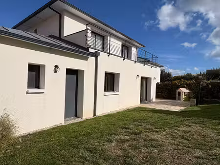 milizac  maison contemporaine de 136 m²  4 chambres   dpe b
