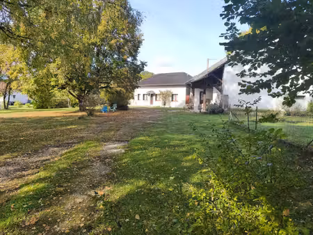 maison de plain pied avec hangar sur 5200 m2