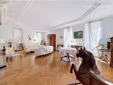 appartement de luxe à vendre dans le quartier le pharo
