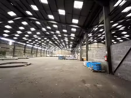 a vendre   rouen ( 76000 )   entrepots 5610 m2  terrain 10840 m2