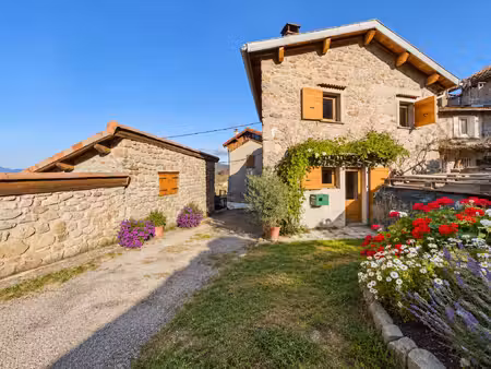 vente maison 4 pièces  85.00m²  lamastre