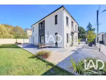 maison à le plessis-trévise (94420)