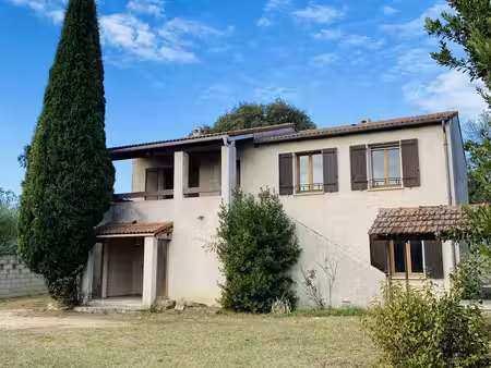 maison à pont-saint-esprit (30130)