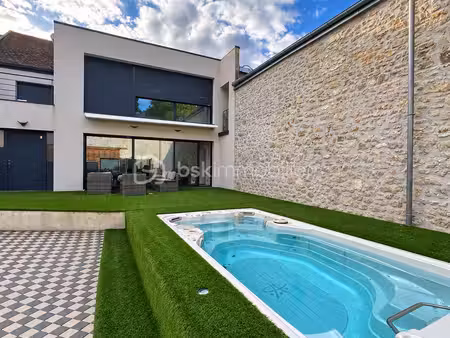 maison de 360 m² à darvault