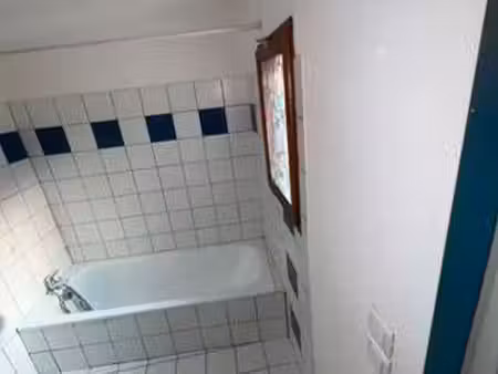 location appartement 3 pièces à lanas (07200) : à louer 3 pièces / 71m² lanas