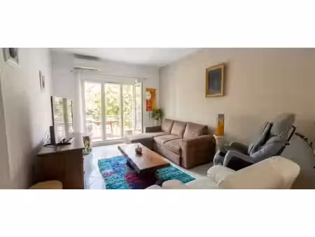 grand t4 traversant lumineux de 120m² terrasse sans vis-à-vis