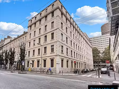 t4 de 88m² rue tête d'or lyon 3