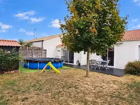 vente maison à aubigny (85430) : à vendre / 104m² aubigny