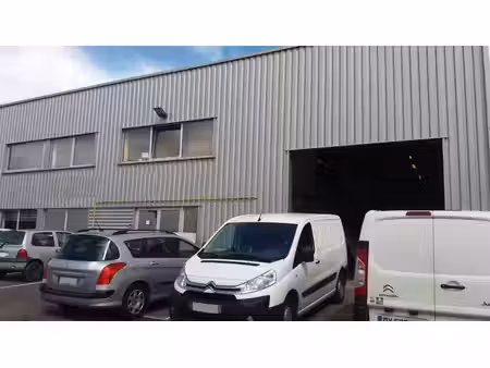 location local commercial 1 pièce