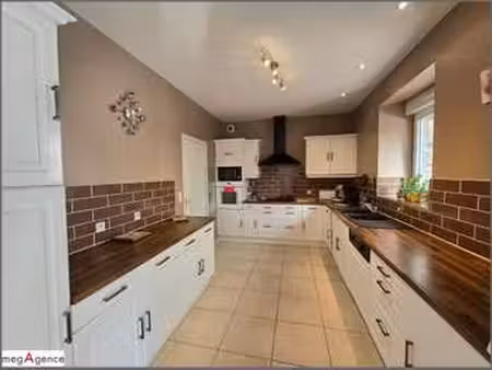 vente maison à gavray (50450) : à vendre / 210m² gavray