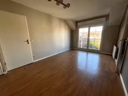 location appartement 2 pièces 38m² lille 59000