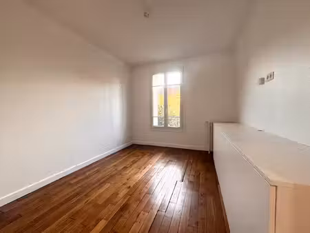 location appartement 3 pièces 56m²
