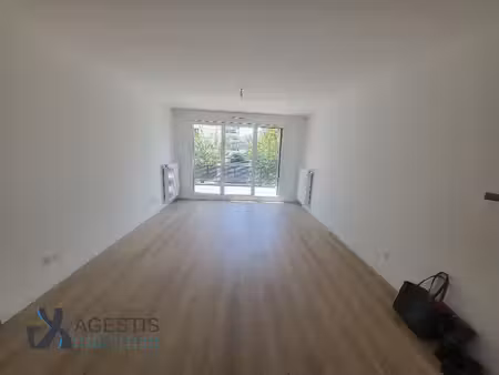 location appartement 3 pièces 68m² colombes 92700