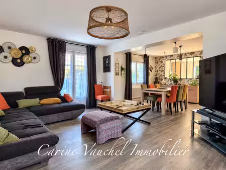 maison de 147 m² avec jardin en hyper centre de pluvigner