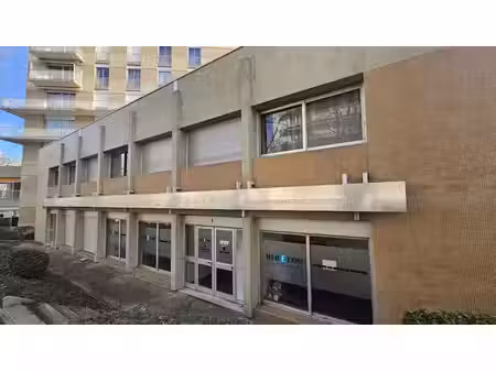 vente locaux professionnels 0 pièces 172.94 m² à saint-etienne (42000)  210 000 €