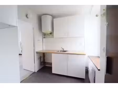 le port-marly - studio de 25m2 avec cabanon et accès jardin