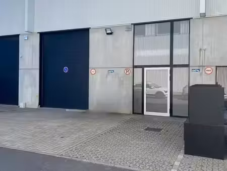 a louer – unité pme prête à l’emploi