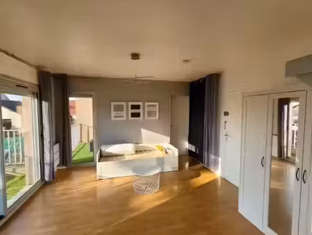 location meublée appartement 1 pièce 27 m² à villeparisis (77270)  740 €