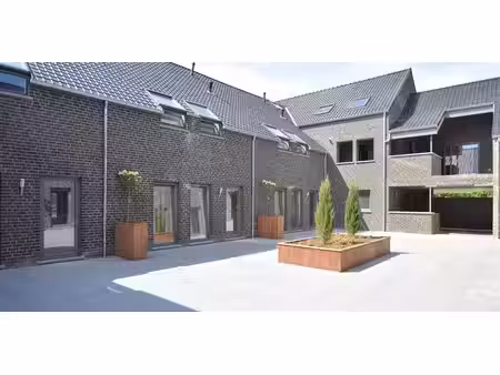 maison à louer à veldwezelt pour € 1.100 avec 3 chambres à coucher