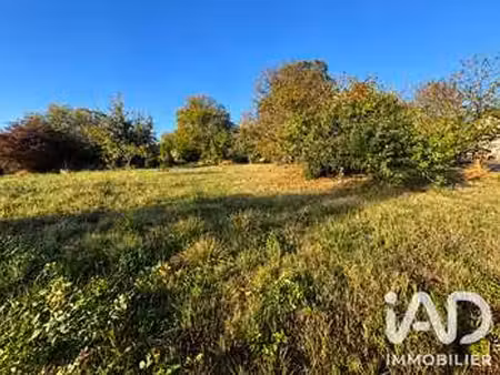 vente terrain à montbrison (42600) : à vendre / 857m² montbrison