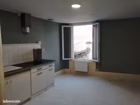 part loue t2 en duplex jarnac centre – 68m2