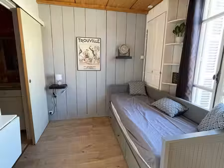 location au mois  dispo jusqu’en avril