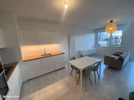 t3 meublé neuf 63 m²  balcon 12 m²  parking – bastide
