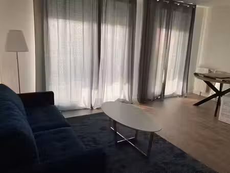 location meublée appartement 4 pièces 80 m² à champigny-sur-marne (94500)  2 200 €