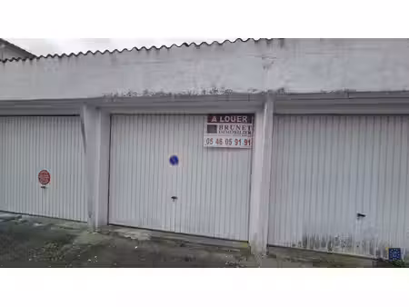 garage à louer royan