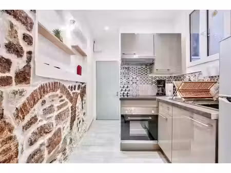 studio de 20m2 à louer sur fréjus