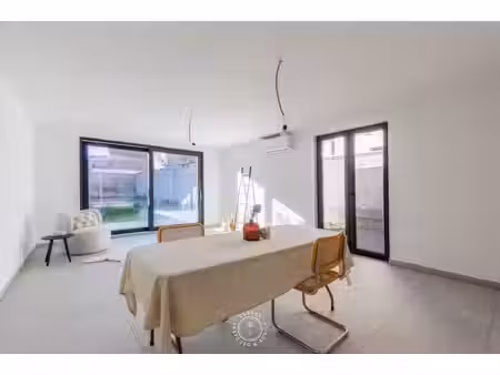 ingrijpende energetische renovatie: gelijkvloers appartem...