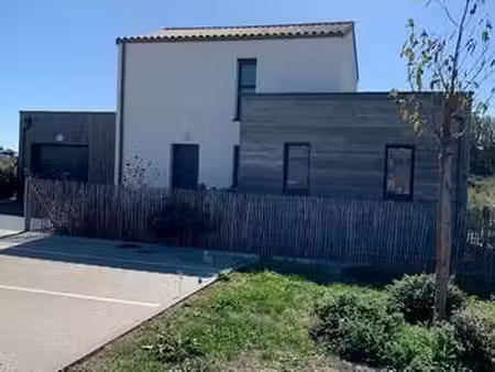 vente maison à givrand (85800) : à vendre / 99m² givrand