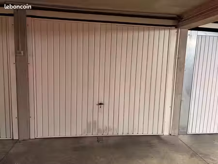 vente box allées provençales aix en provence