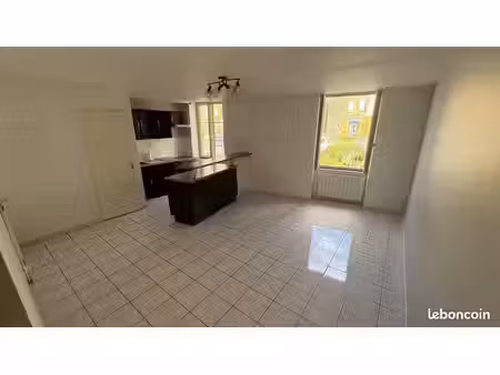 a louer appartement duplex t3 - a sarcey