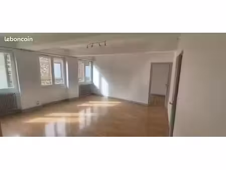tarare centre t4 rénové 78m² dpe c 3 chambres cuisine neuve équipée