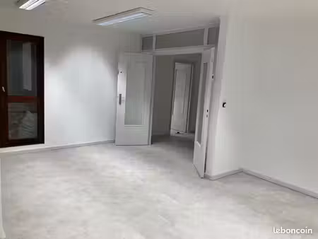 location bureaux 84 m² refaits à neuf – lyon 3 (part-dieu)