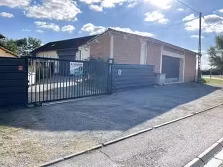 vente bureaux et commerces à montauban (82000) : à vendre / montauban