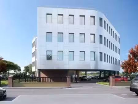 vente bureaux et commerces à montauban (82000) : à vendre / montauban