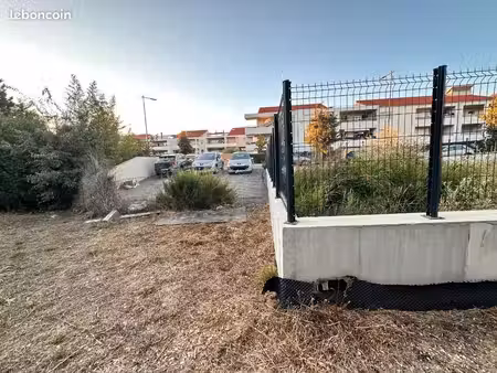 terrain 230 m² marignane