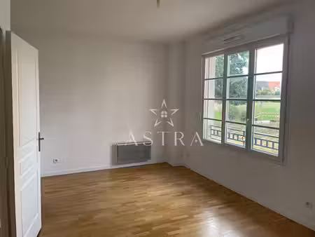 appartement 2 pièces - 42 m² wissous (quartier saint-éloi)