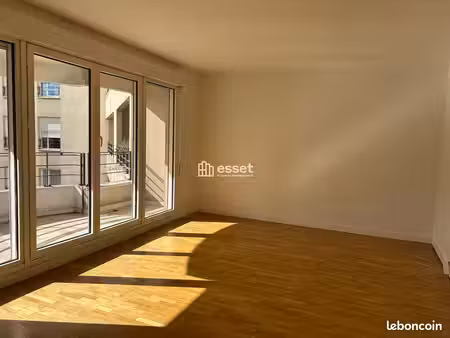 appartement 3 pièces 77.3m² à louer 2630 - paris 75012