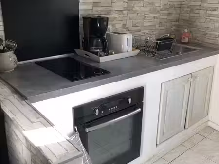 t2 dans 7eme arrondissemenr à vendre