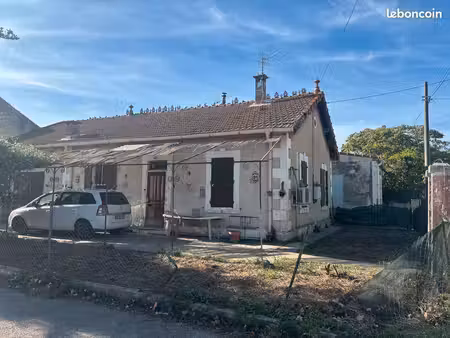 maison 90m2 plein pied avec jardin de 220m2 à rénover