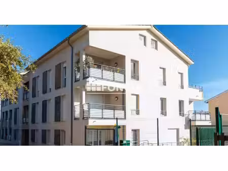montanay-t1 de 39 m2 avec parking en sous-sol et ascenseur