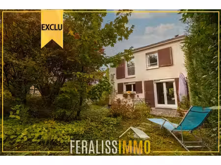 maison familiale aux beaux volumes et jardin plein sud !