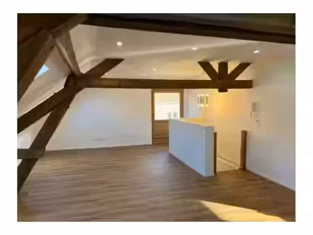 appartement à louer à rue de piétrain  7b jodoigne (vbe78110)