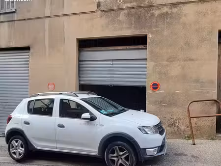 particulier vend garage centre grasse